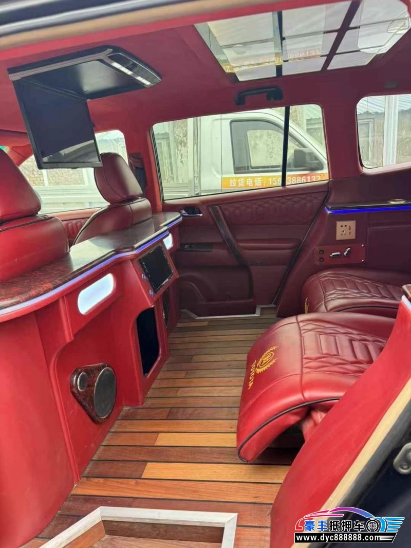 13年丰田汉兰达轿车抵押车出售