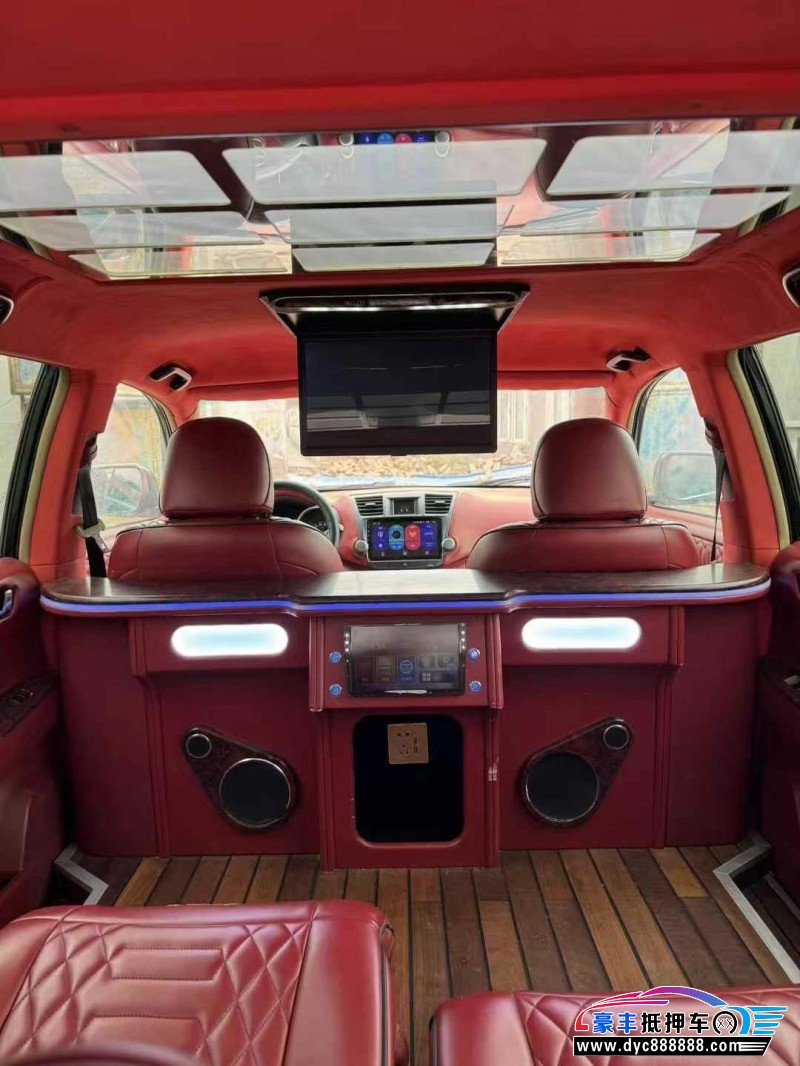 13年丰田汉兰达轿车抵押车出售