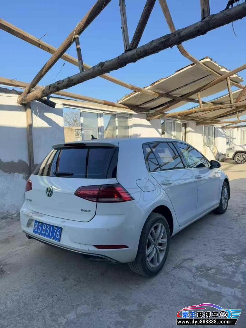 19年大众高尔夫轿车抵押车出售