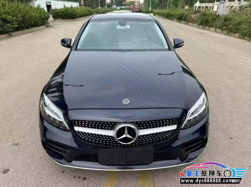 20年奔驰C轿车抵押车出售