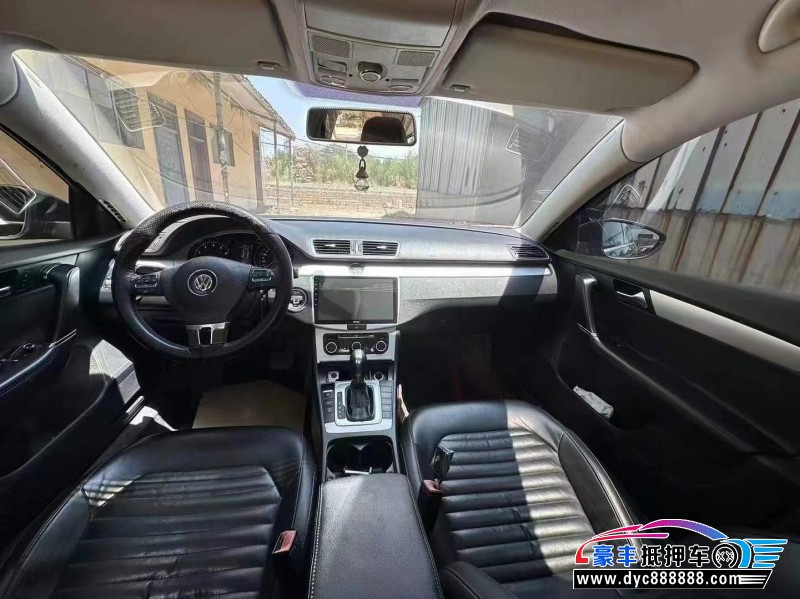 13年大众迈腾轿车抵押车出售