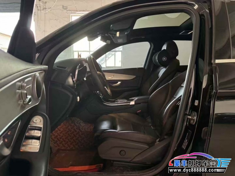 20年奔驰GLC轿车抵押车出售