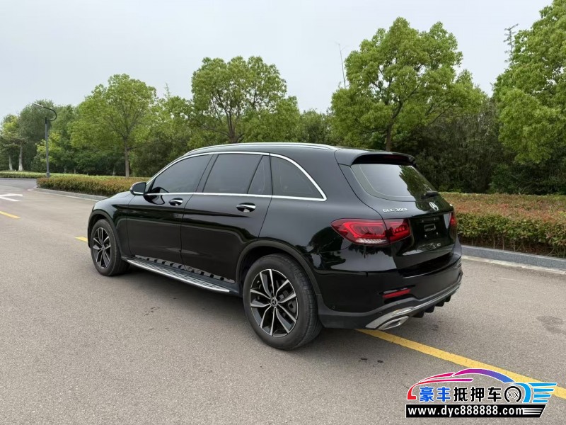 21年奔驰GLC轿车抵押车出售