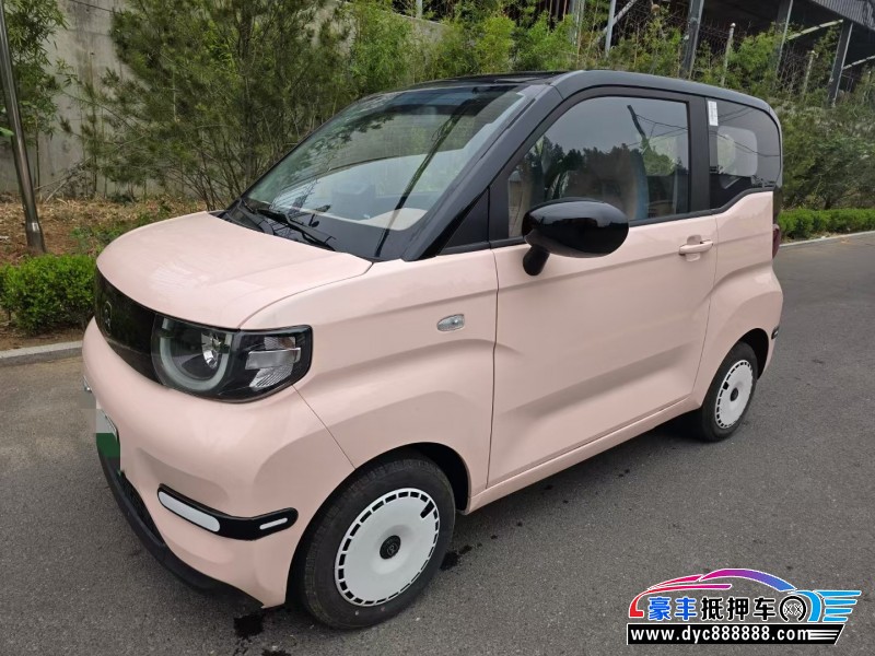 24年奇瑞冰淇淋轿车抵押车出售