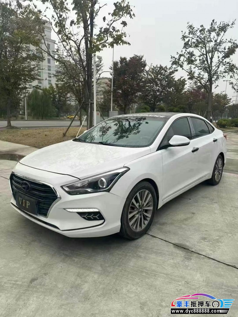 17年现代名图轿车抵押车出售