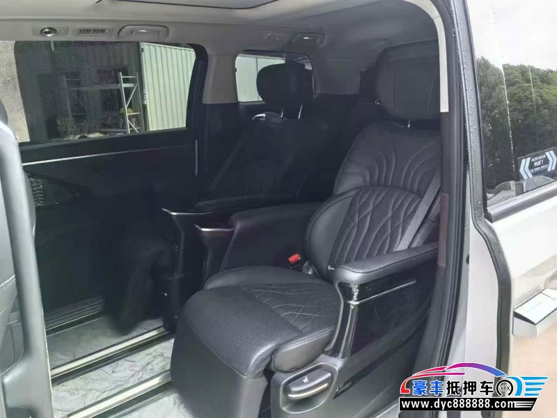 23年传祺M8轿车抵押车出售