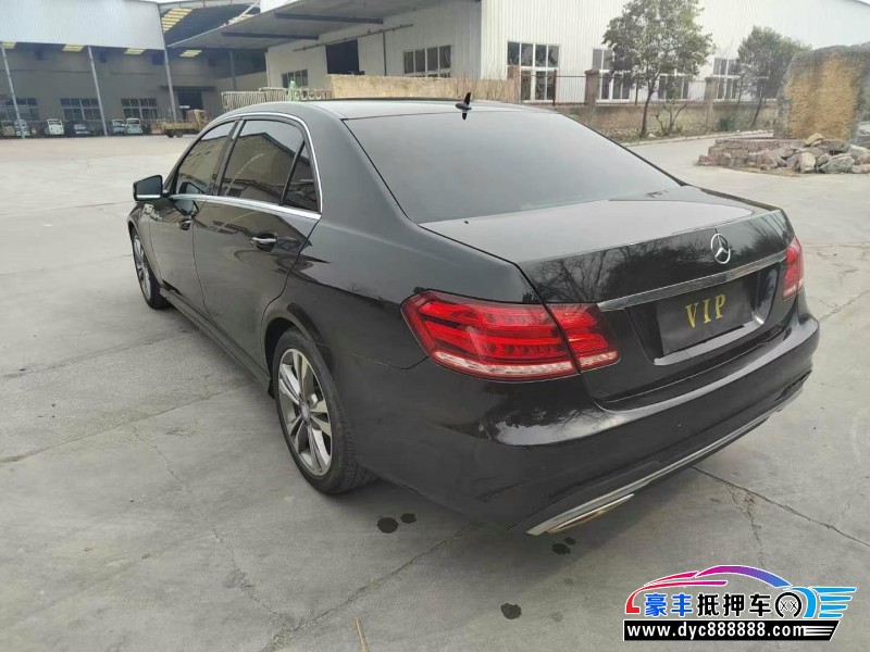 15年奔驰E轿车抵押车出售