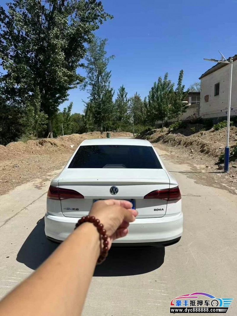 21年大众宝来轿车抵押车出售