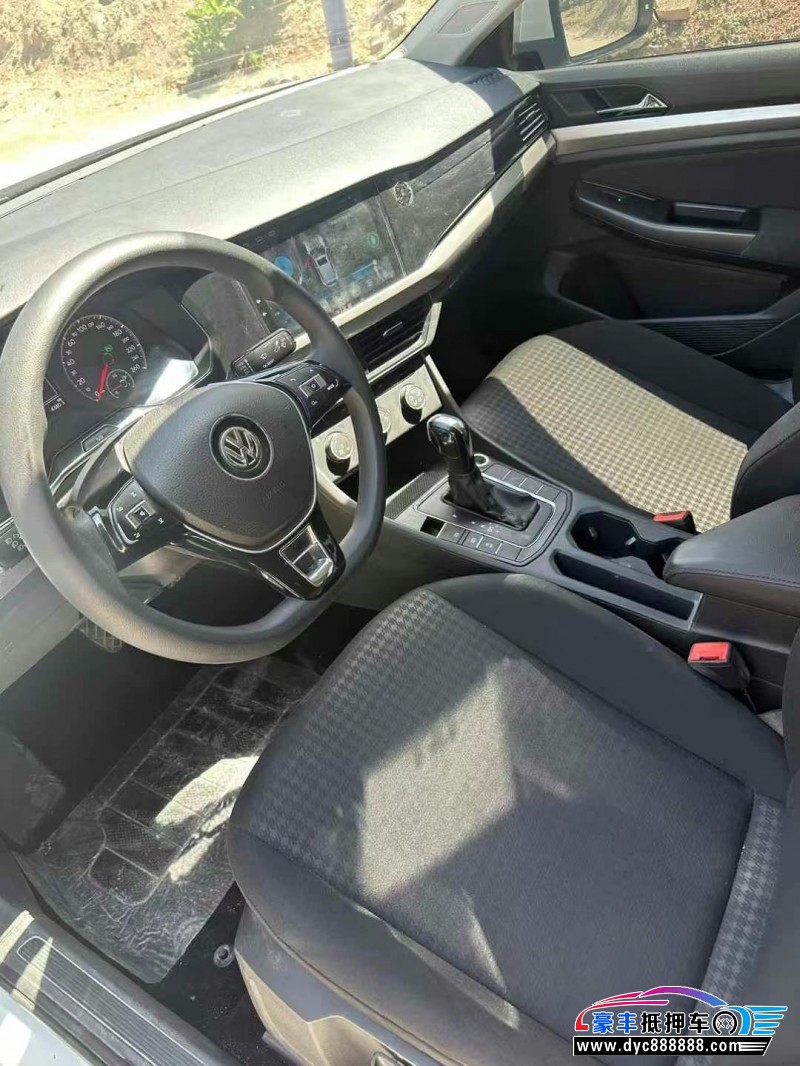 21年大众宝来轿车抵押车出售