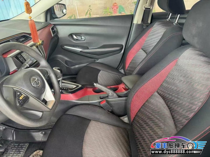 16年日产蓝鸟轿车抵押车出售