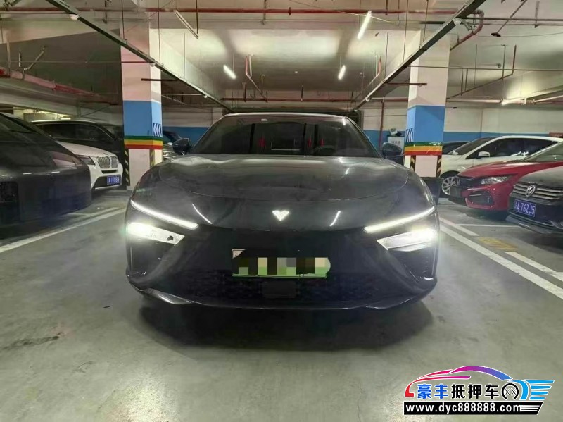 24年哪吒S轿车抵押车出售