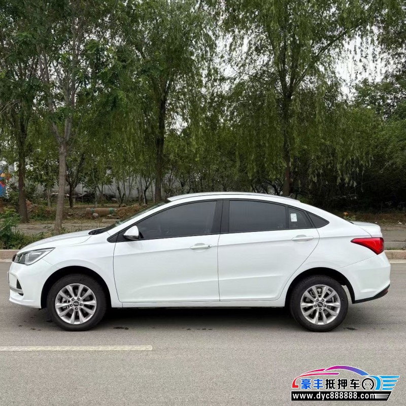 24年奇瑞艾瑞泽轿车抵押车出售