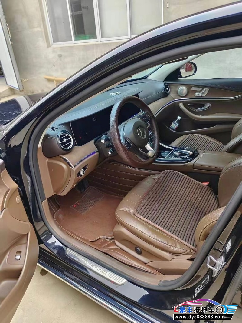 16年奔驰E轿车抵押车出售