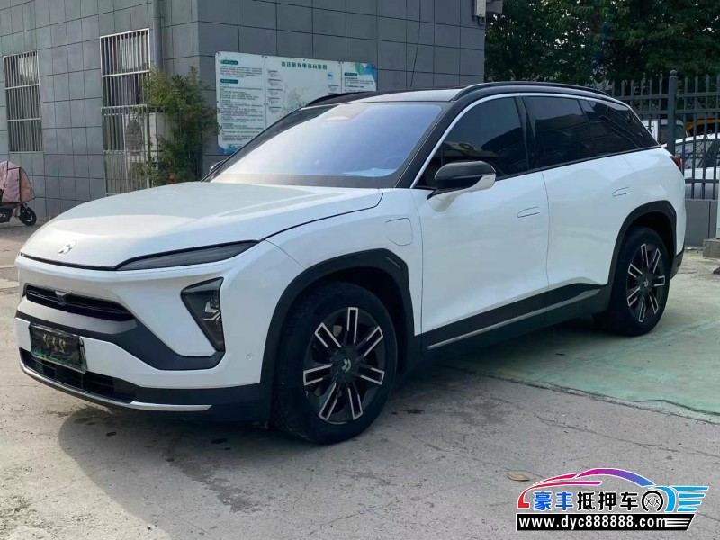 22年蔚来ES6轿车抵押车出售