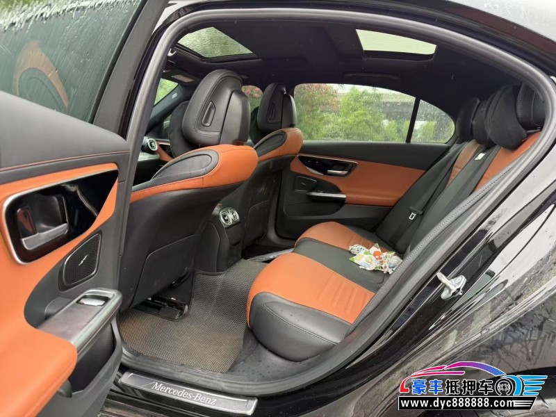 23年奔驰C轿车抵押车出售