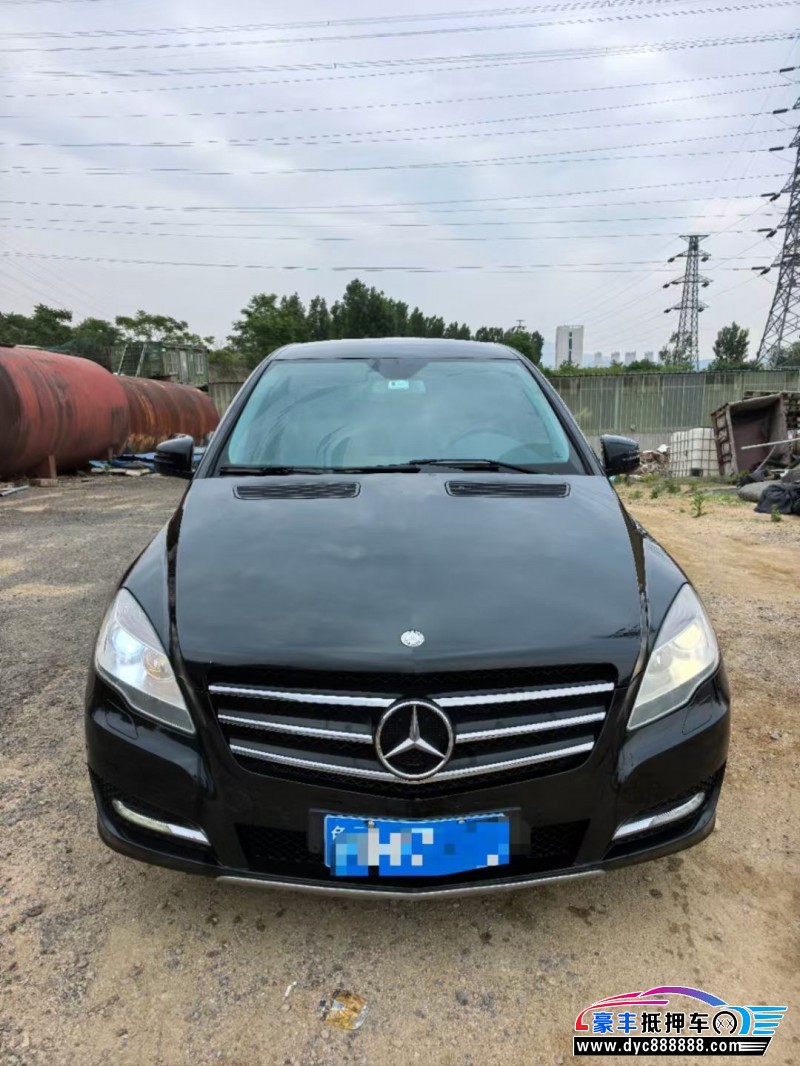 13年奔驰R轿车抵押车出售