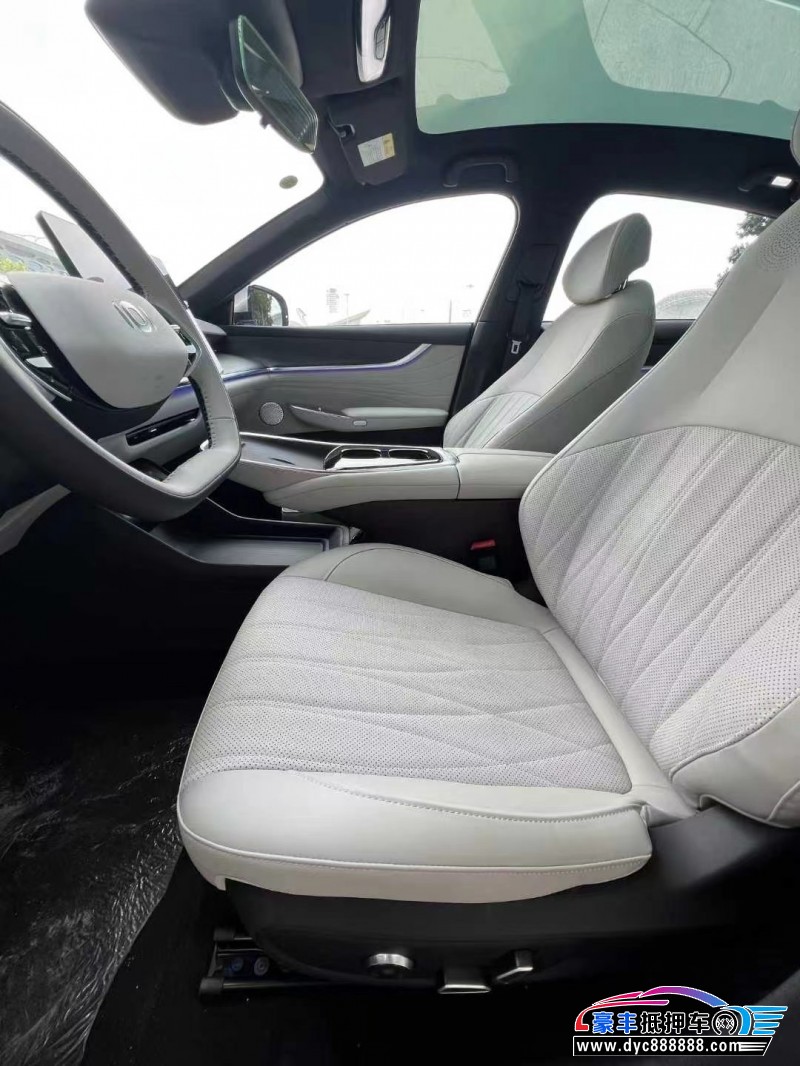 25年长安启源A07轿车抵押车出售