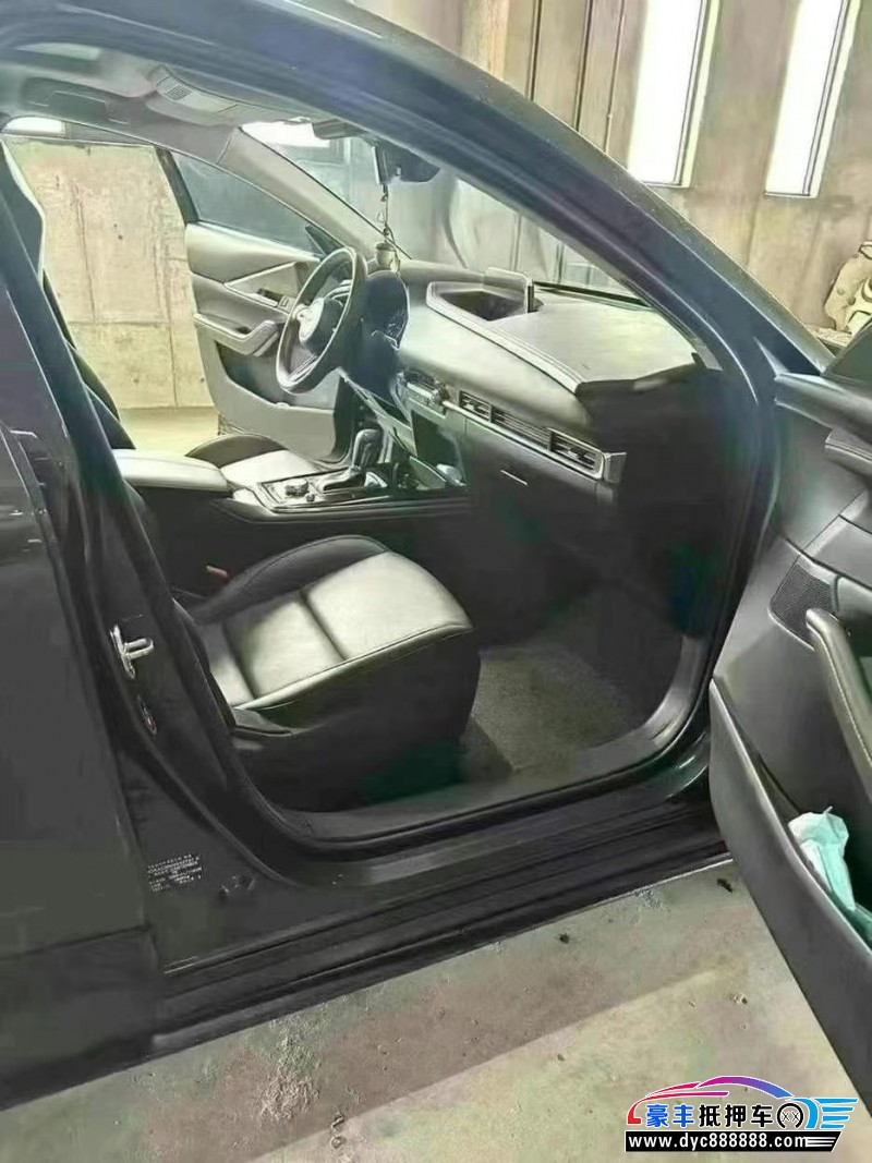 23年马自达cx30轿车抵押车出售