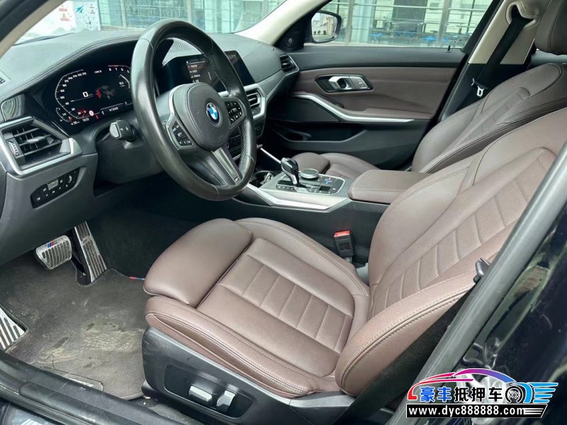 20年宝马3系轿车抵押车出售