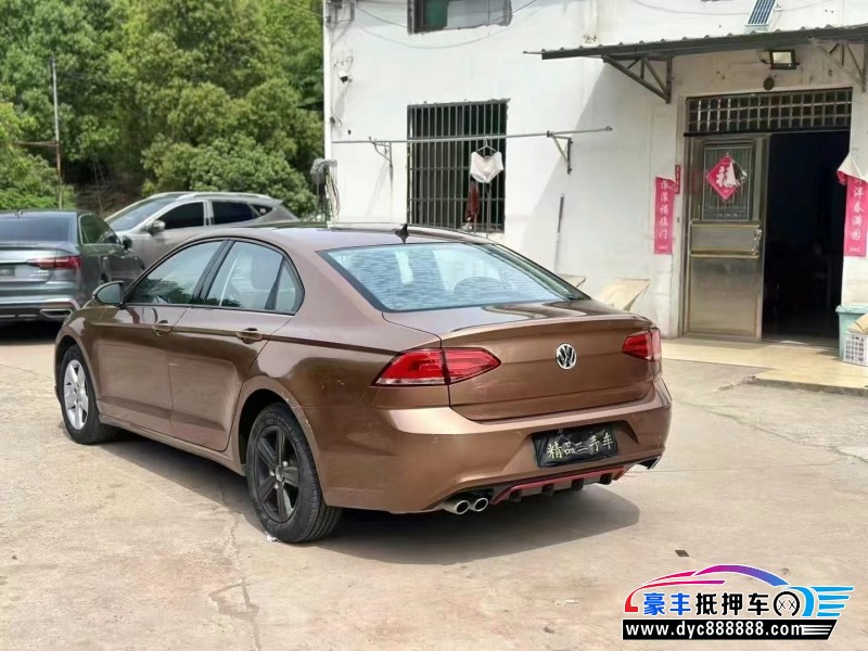 17年大众凌渡轿车抵押车出售