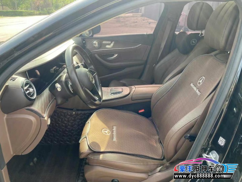 21年奔驰E轿车抵押车出售