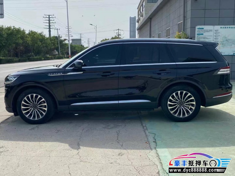 21年林肯飞行家轿车抵押车出售