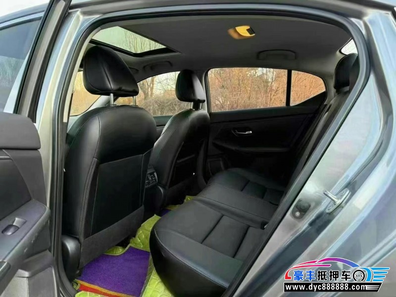 21年日产轩逸轿车抵押车出售