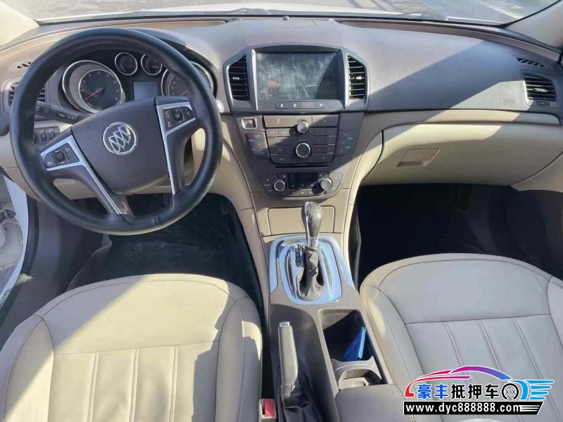 13年别克君威轿车抵押车出售