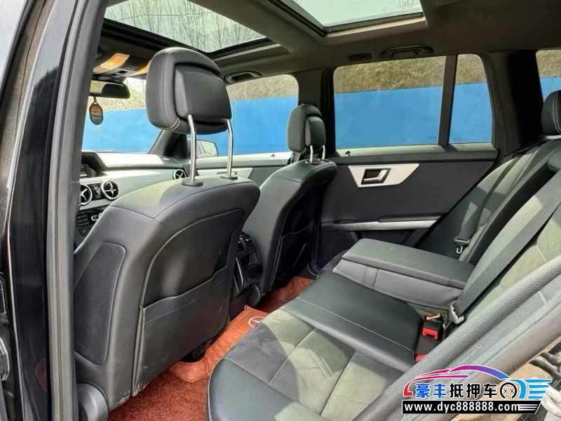 15年奔驰GLK轿车抵押车出售