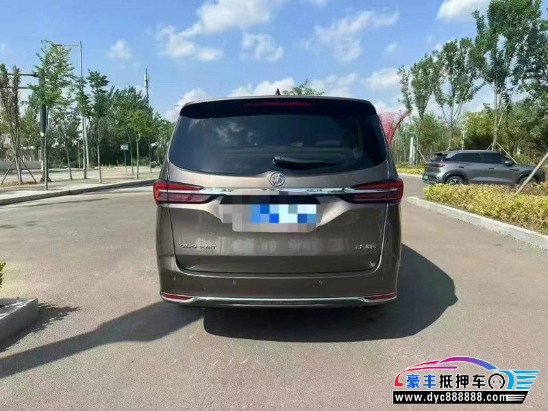 20年别克GL8轿车抵押车出售