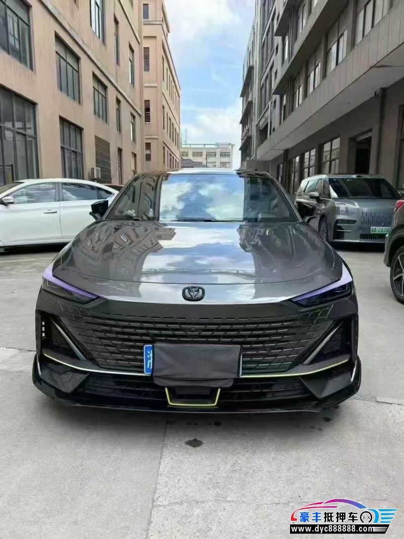 22年长安长安UNI轿车抵押车出售