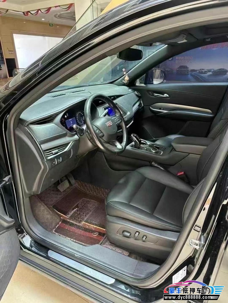 20年凯迪拉克XT4轿车抵押车出售