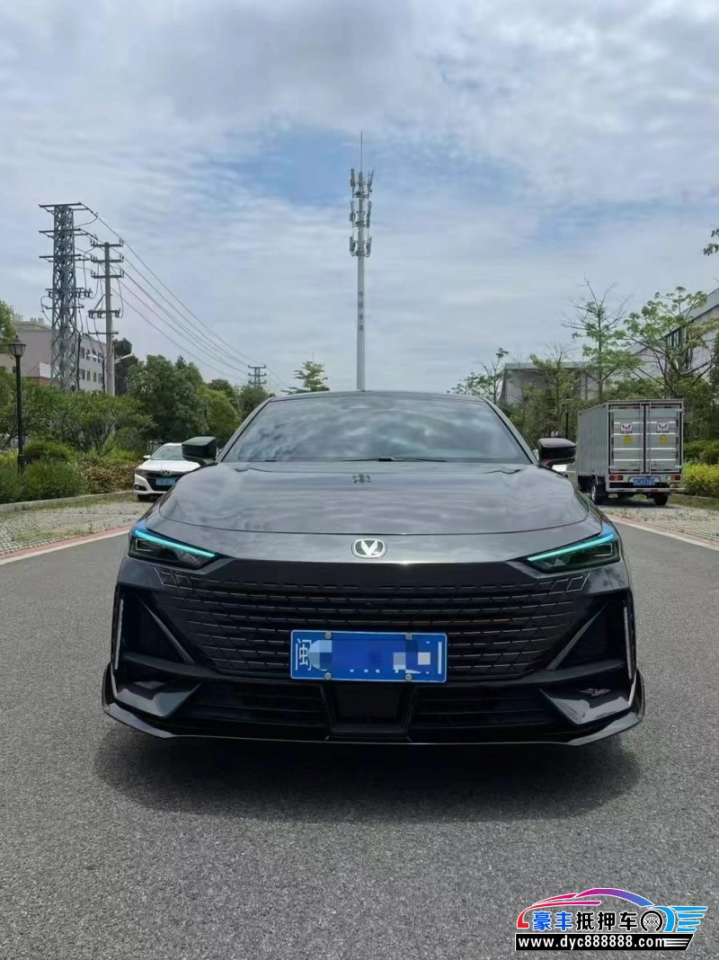 24年长安长安UNI轿车抵押车出售