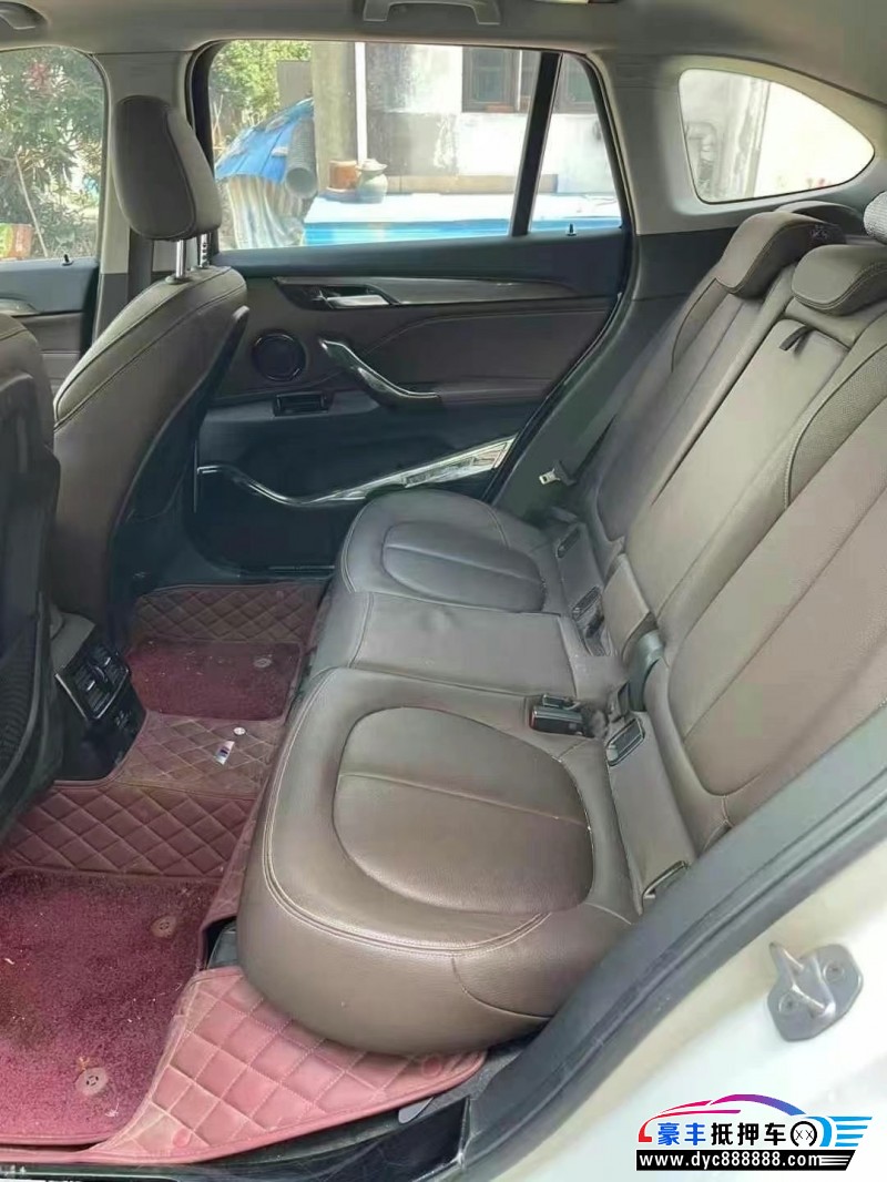 19年宝马X1轿车抵押车出售