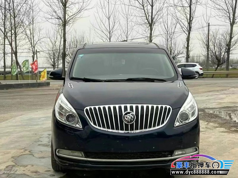 13年别克GL8轿车抵押车出售