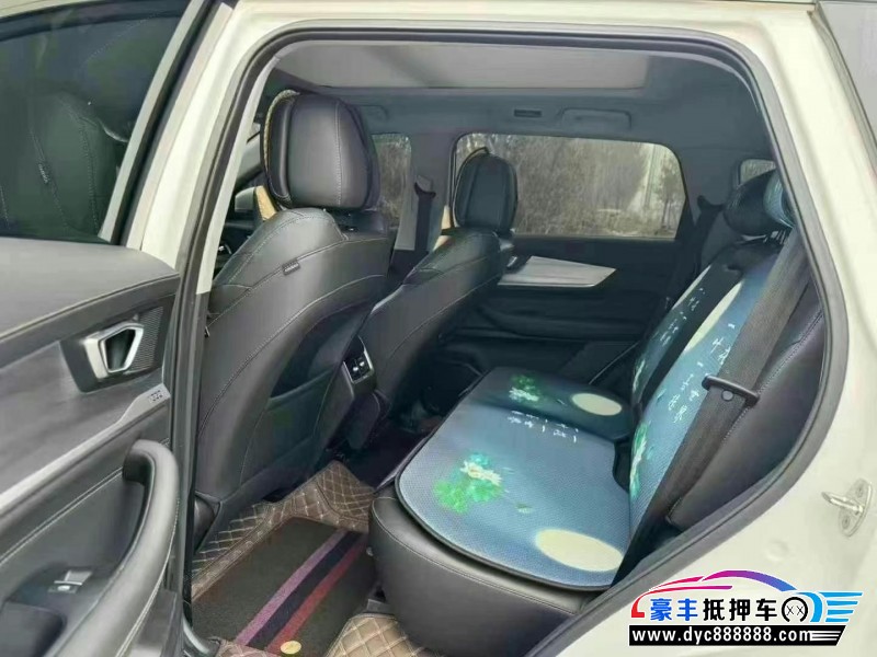 22年奇瑞瑞虎8轿车抵押车出售