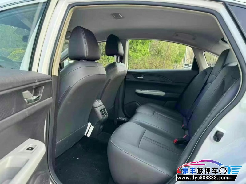 24年东风风神E70轿车抵押车出售