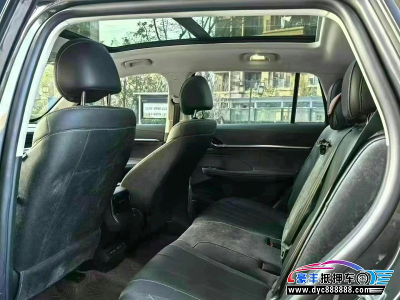 22年荣威RX5SUV抵押车出售