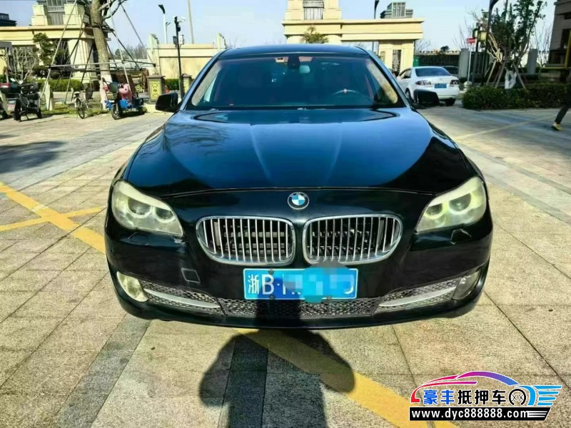 12年宝马5系轿车抵押车出售