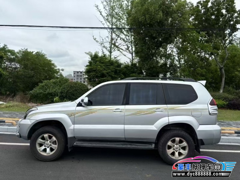 08年丰田普拉多（霸道）轿车抵押车出售