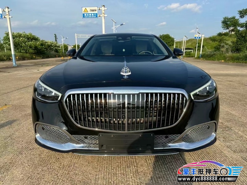 23年奔驰迈巴赫S级轿车抵押车出售