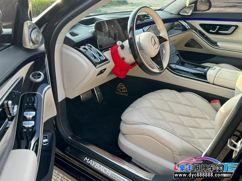 23年奔驰迈巴赫S级轿车抵押车出售