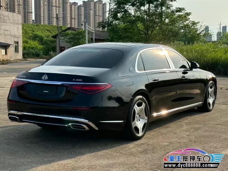 23年奔驰迈巴赫S级轿车抵押车出售