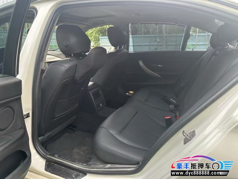 15年宝马3系轿车抵押车出售