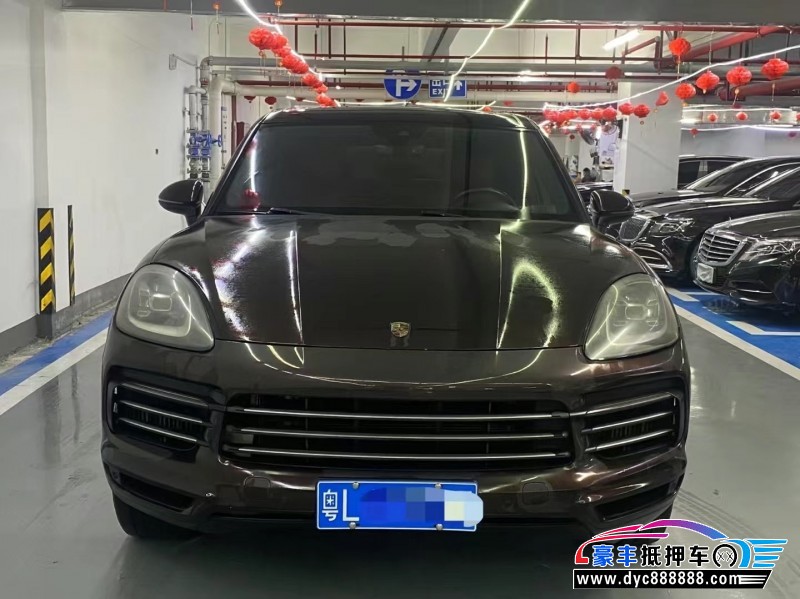 抵押车出售20年保时捷卡宴轿车