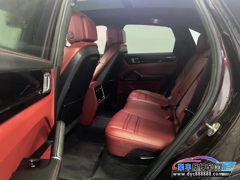 20年保时捷卡宴轿车抵押车出售