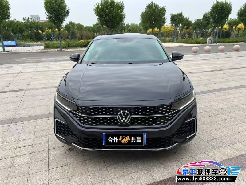 抵押车出售23年大众帕萨特轿车