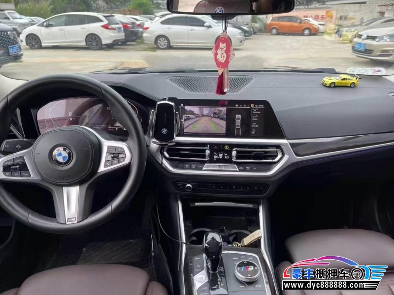 20年宝马3系轿车抵押车出售