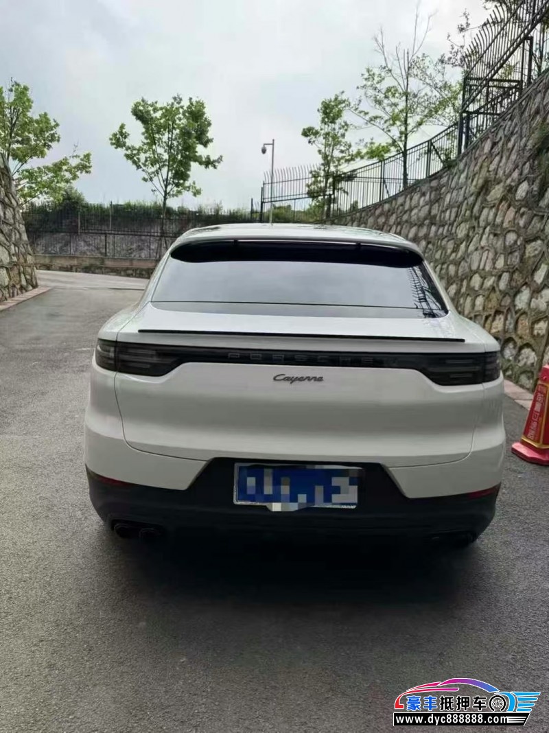 23年保时捷卡宴轿车抵押车出售