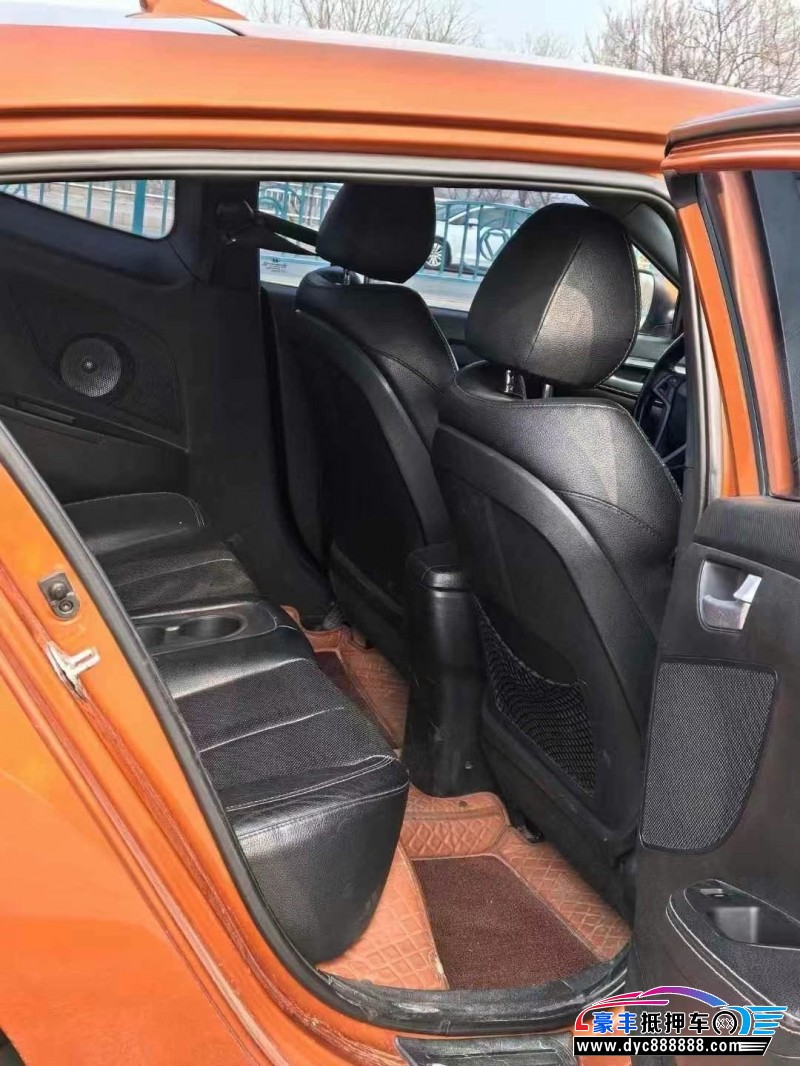 15年现代飞思轿车抵押车出售